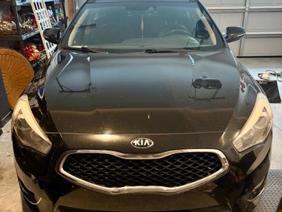 Used 2015 Kia Cadenza Premium w/ Technology Package