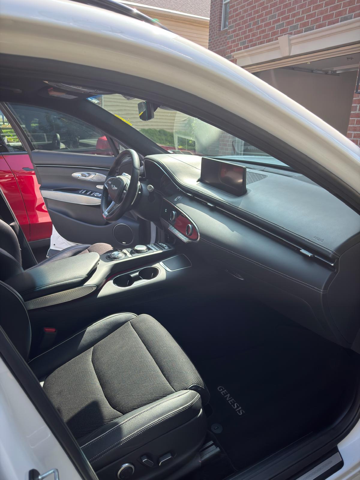 Used 2023 Genesis GV70 2.5T w/ Sport Prestige Package AWD/4WD image 1