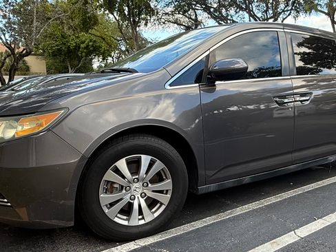 Used 2015 Honda Odyssey EX image 6