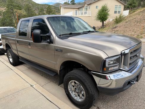 Used 2004 Ford F250 XLT AWD/4WD image 8