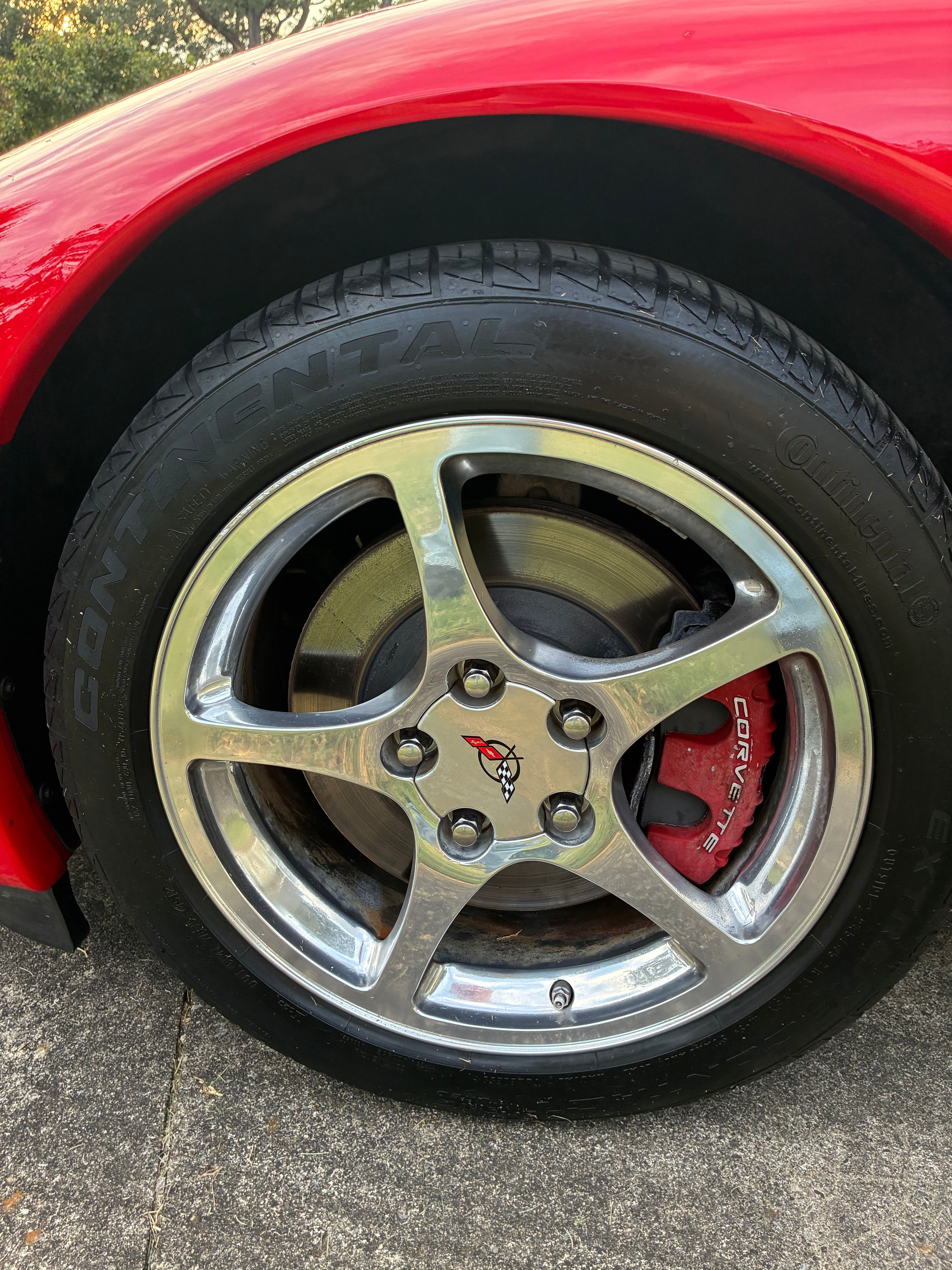 Used 2003 Chevrolet Corvette Coupe w/ Preferred Equipment Group RWD image 16
