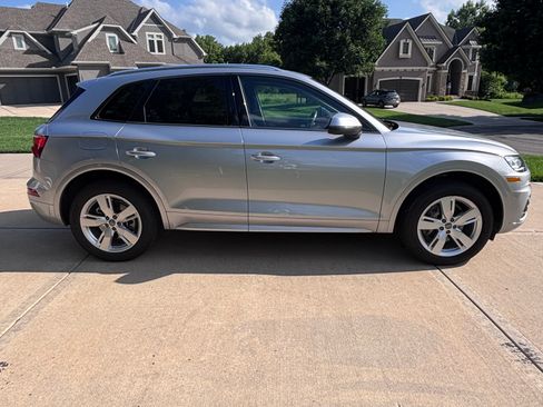 Used 2018 Audi Q5 2.0T Premium AWD/4WD image 38