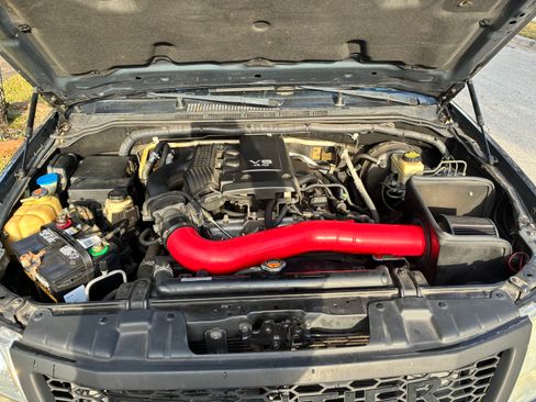 Used 2015 Nissan Frontier SV w/ SV Value Truck Package image 14