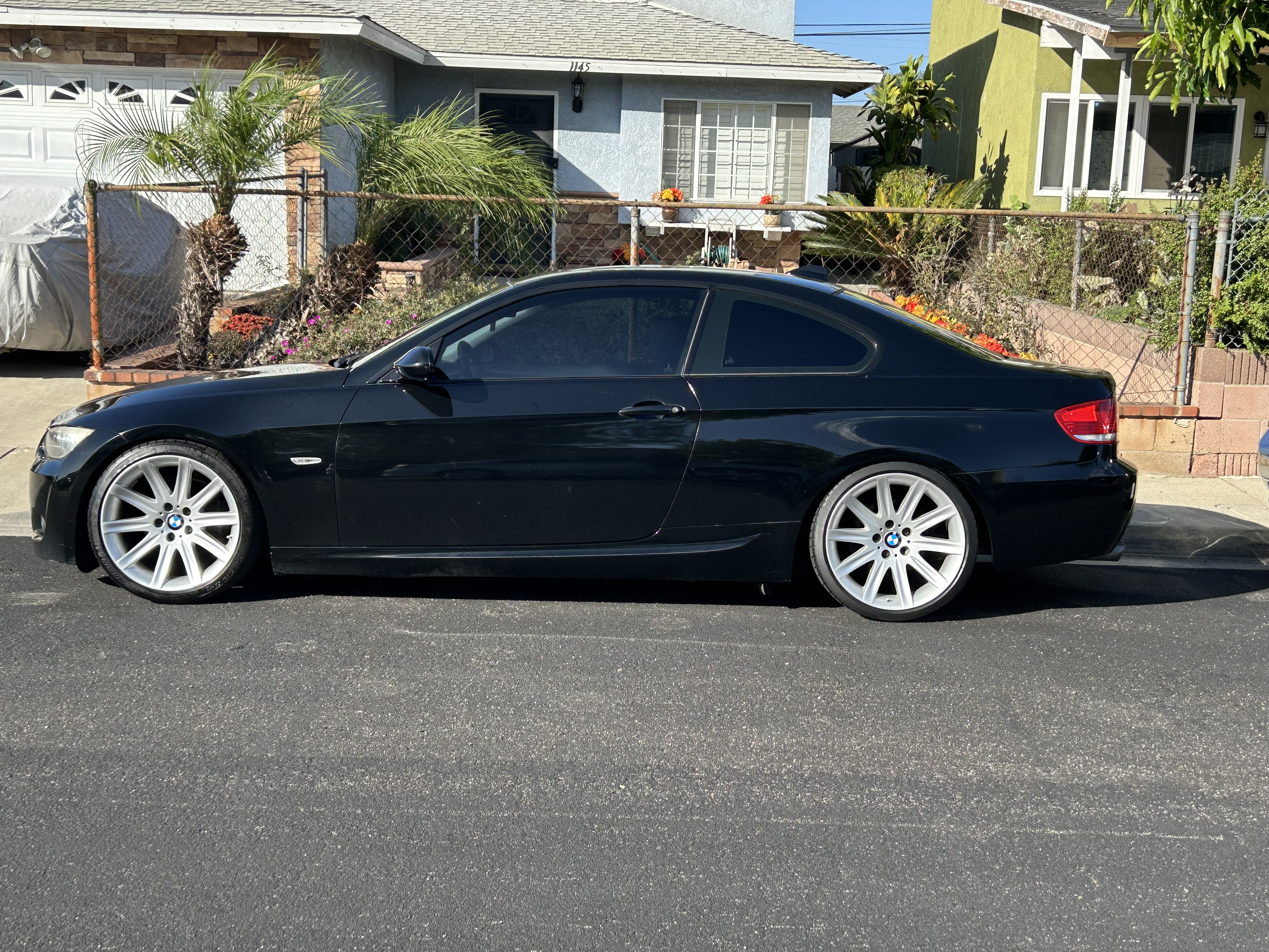 Used 2009 BMW 328i Coupe RWD image 1