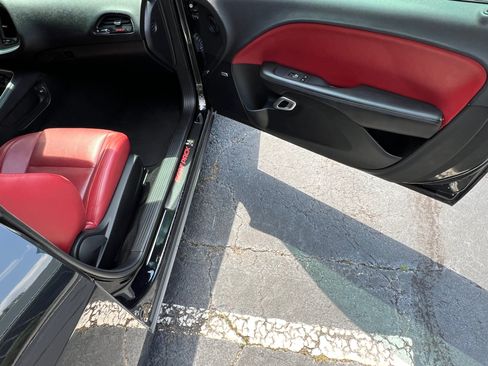 Used 2020 Dodge Challenger R/T Scat Pack RWD image 9
