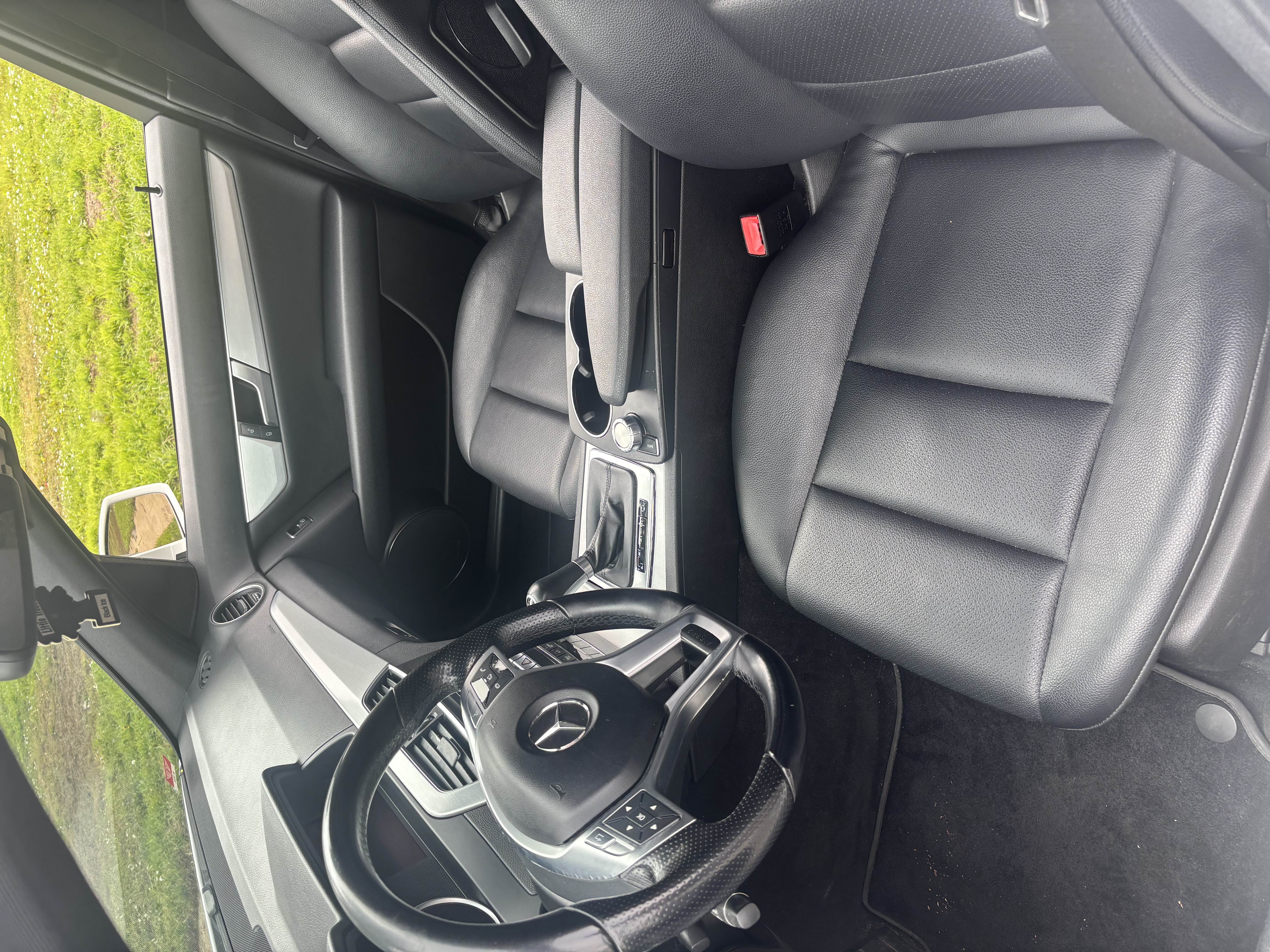 Used 2013 Mercedes-Benz C 250 Sedan image 19