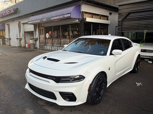Used 2020 Dodge Charger SRT Hellcat w/ Harman/Kardon Audio Group RWD image 11