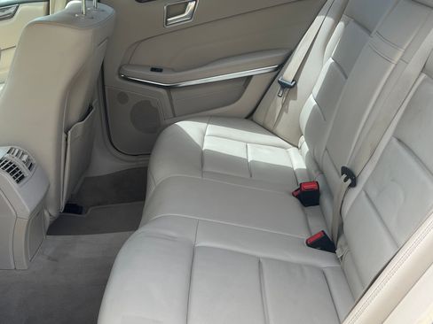 Used 2014 Mercedes-Benz E 350 Sedan image 21