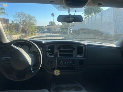 Used 2006 Dodge Ram 2500 Truck SLT image 4