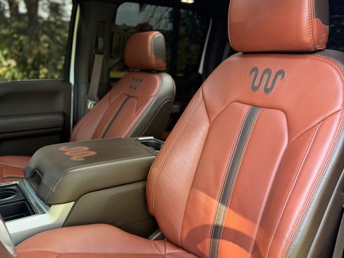 Used 2021 Ford F350 King Ranch w/ King Ranch Ultimate Package AWD/4WD image 9