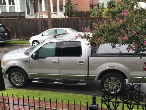 Used 2007 Lincoln Mark LT 2WD image 5