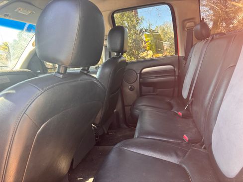 Used 2005 Dodge Ram 1500 Truck SLT image 6