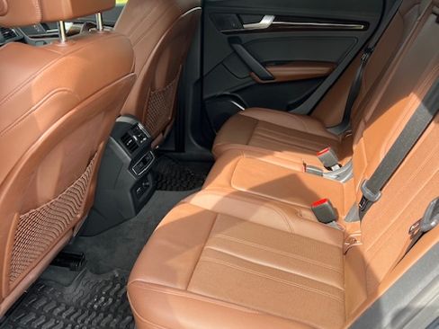 Used 2020 Audi Q5 2.0T Premium Plus image 9