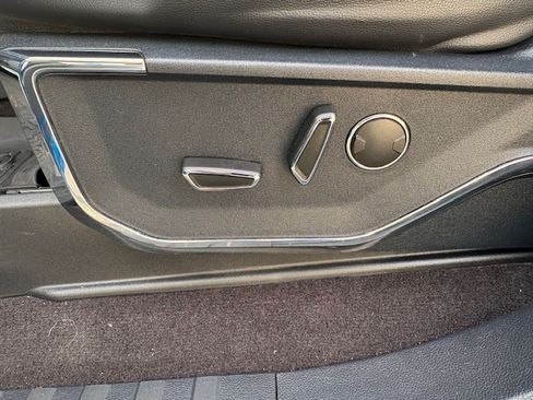 Used 2021 Ford F150 Lariat w/ Equipment Group 502A High image 20