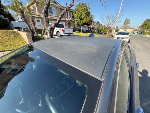 Used 2017 Chevrolet Volt LT image 11