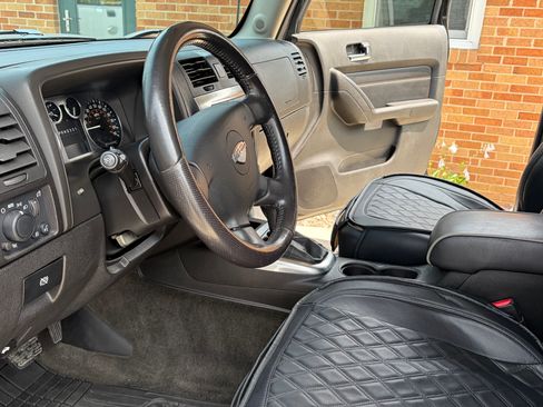 Used 2008 HUMMER H3 Alpha AWD/4WD image 8