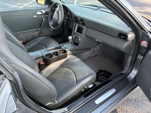 Used 2005 Porsche 911 Carrera image 13