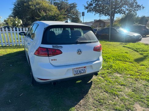 Used 2016 Volkswagen GTI Autobahn image 4