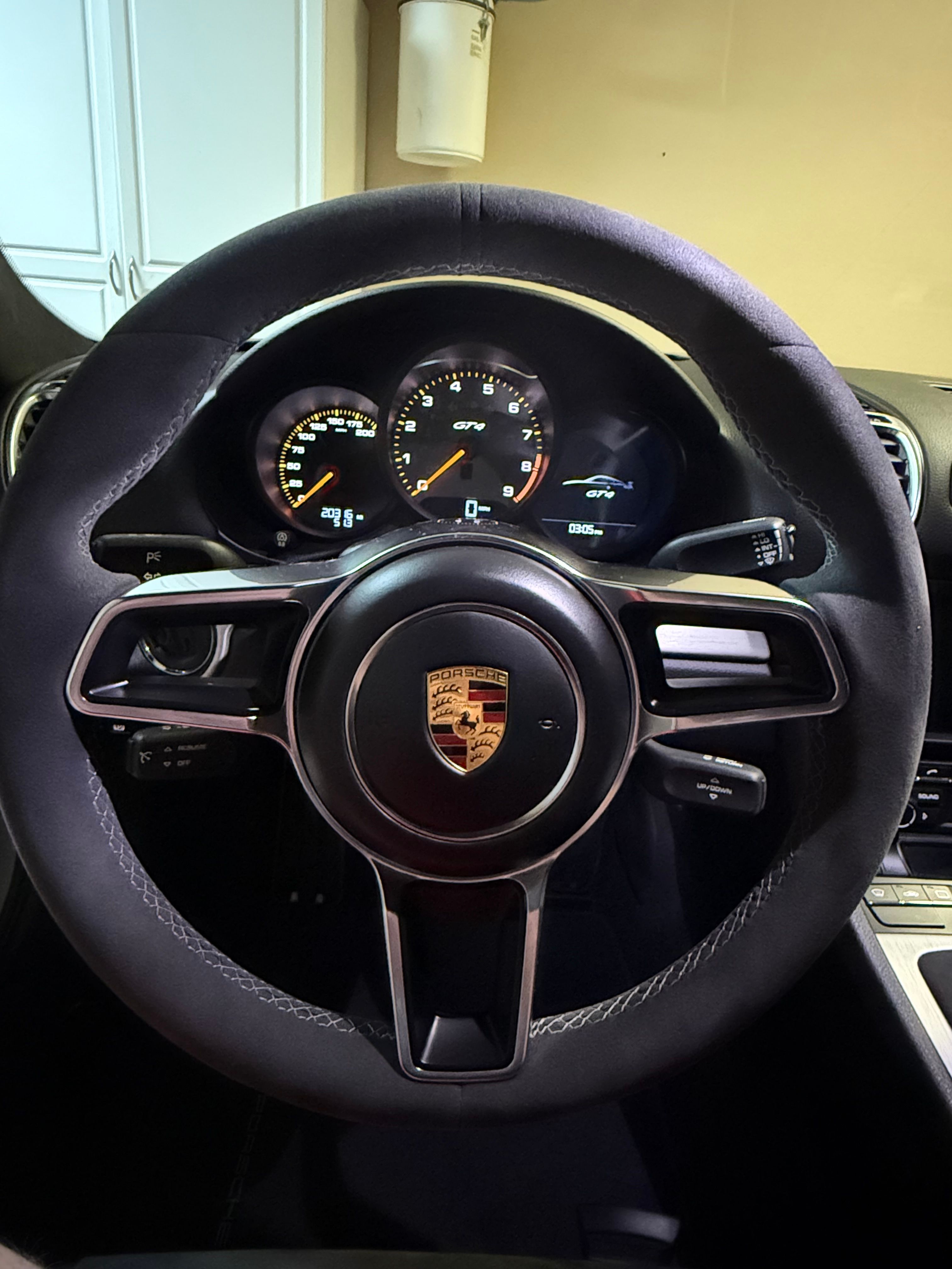 Used 2016 Porsche Cayman GT4 RWD image 14