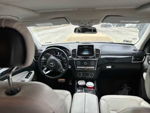 Used 2017 Mercedes-Benz GLE 43 AMG GLE 43 Sport Utility 4D image 12