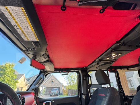 Used 2019 Jeep Wrangler Unlimited Rubicon AWD/4WD image 17