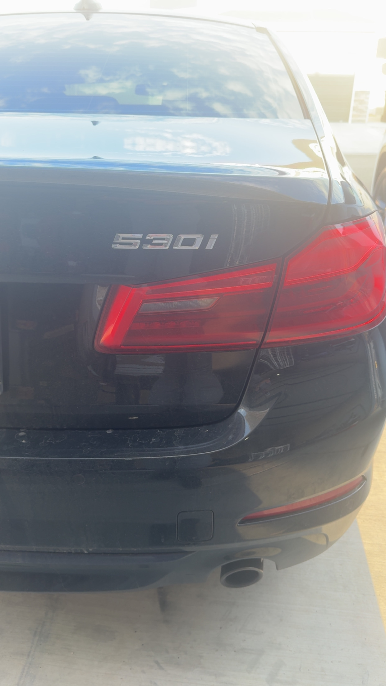 Used 2017 BMW 530i RWD image 6