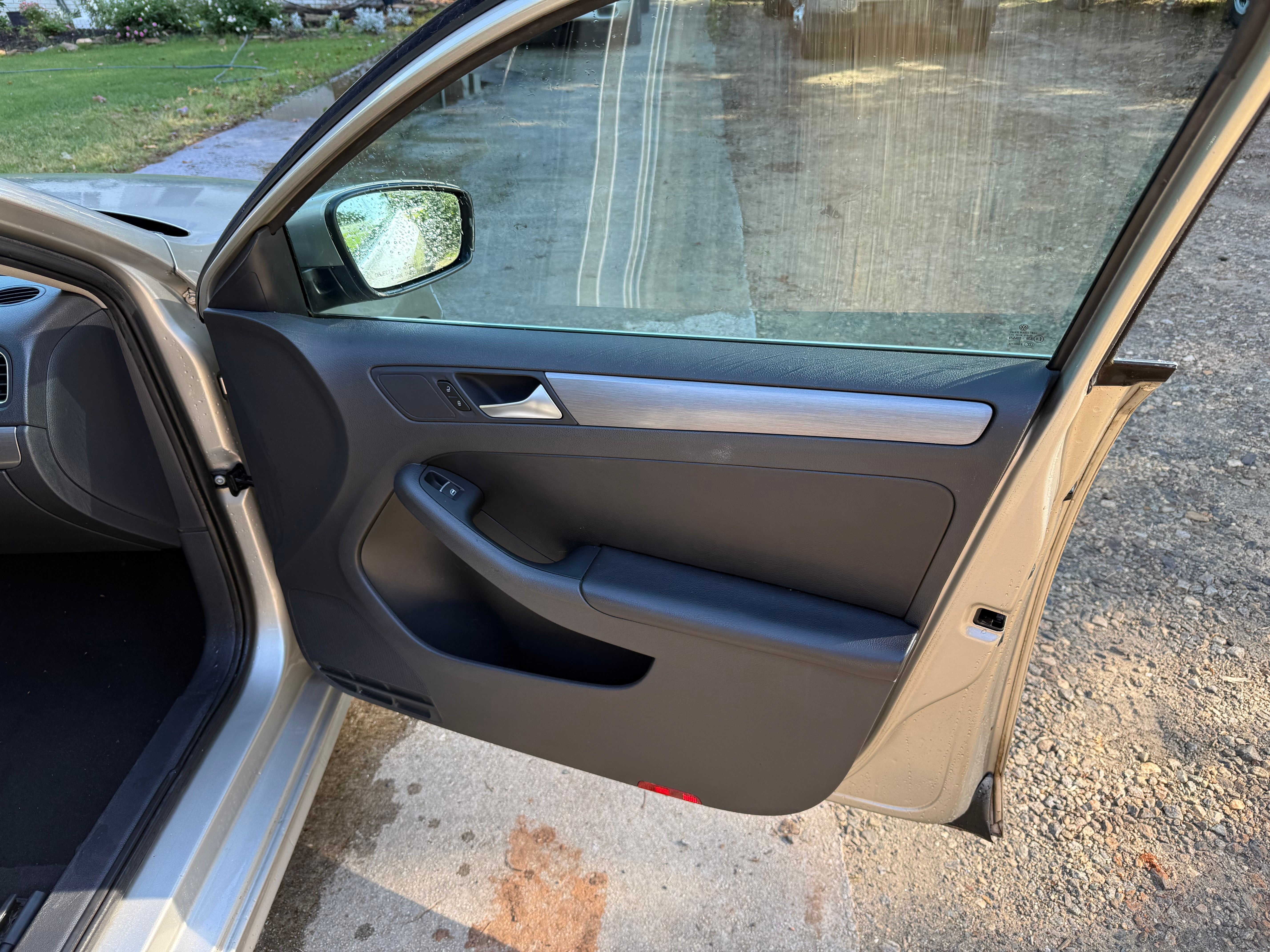 Used 2013 Volkswagen Jetta TDI FWD image 12