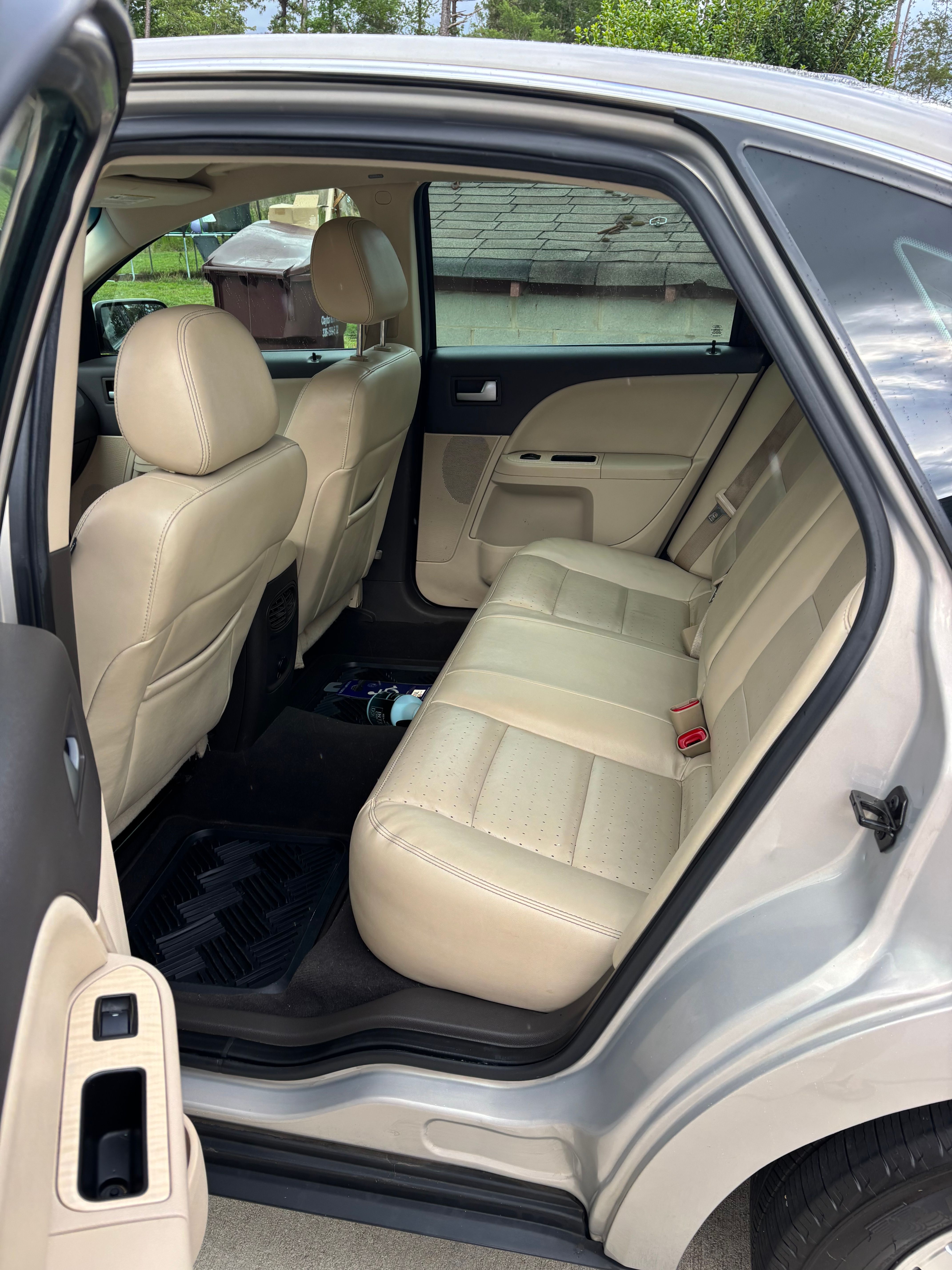 Used 2009 Mercury Sable Sedan FWD image 8