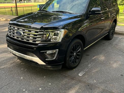 Used 2019 Ford Expedition Limited RWD image 1