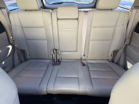 Used 2018 Jeep Grand Cherokee Limited w/ Luxury Group II image 11