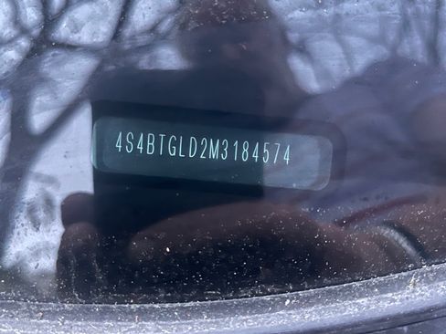 Used 2018 Volvo V90 T6 Cross Country w/ Convenience Package image 14