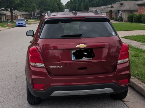 Used 2018 Chevrolet Trax LT w/ LT Convenience Package AWD/4WD image 4