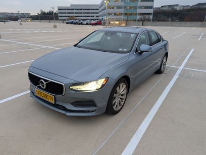 Used 2017 Volvo S90 T6 Momentum w/ Vision Package