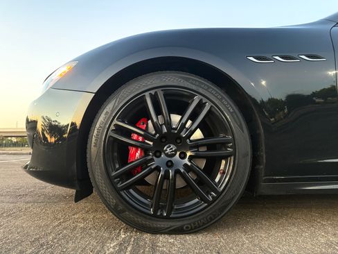 Used 2018 Maserati Ghibli image 4