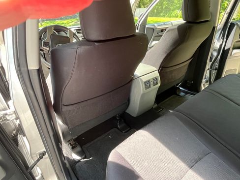 Used 2011 Toyota 4Runner Trail AWD/4WD image 12