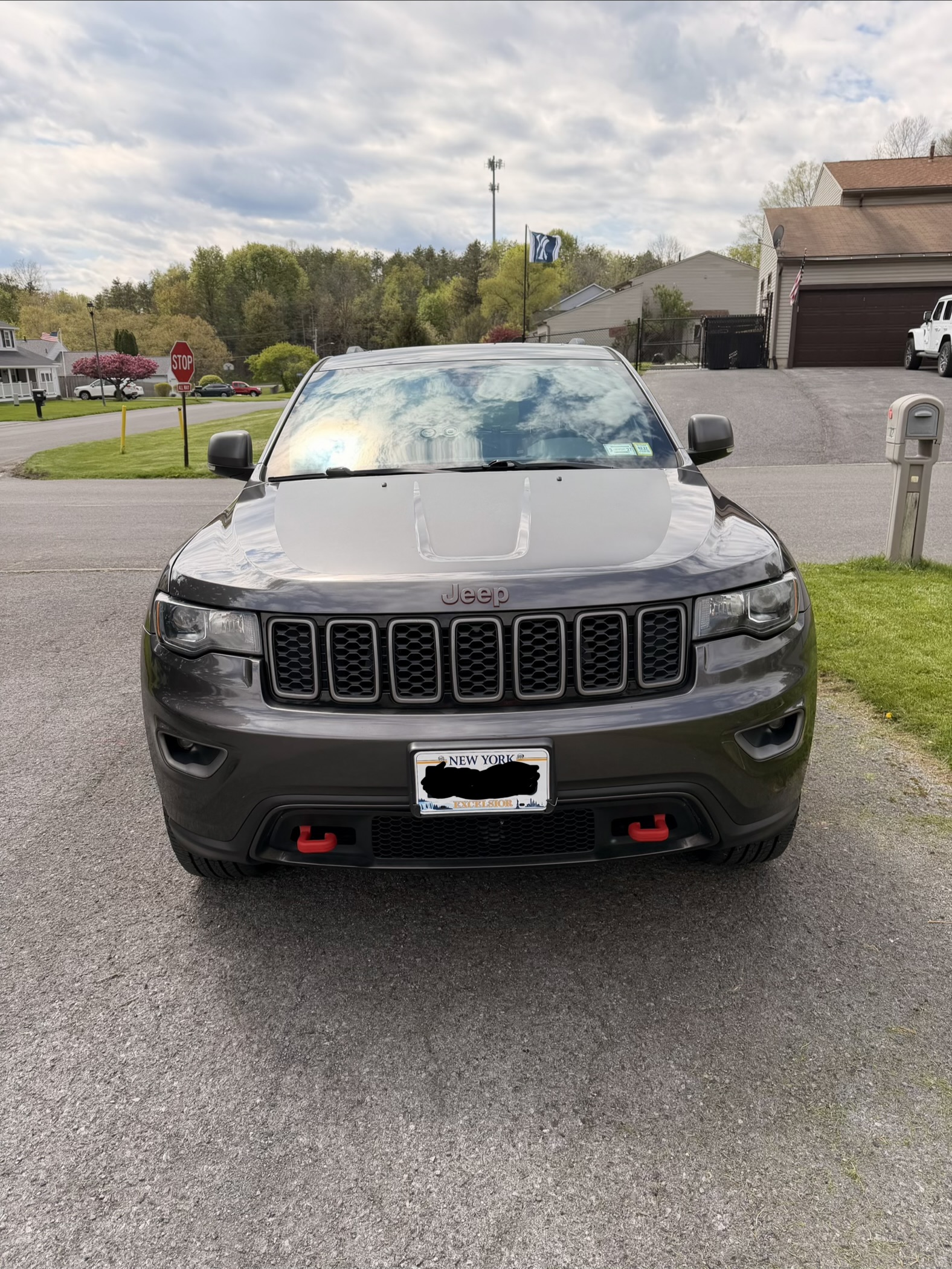 Used 2017 Jeep Grand Cherokee Trailhawk AWD/4WD image 10
