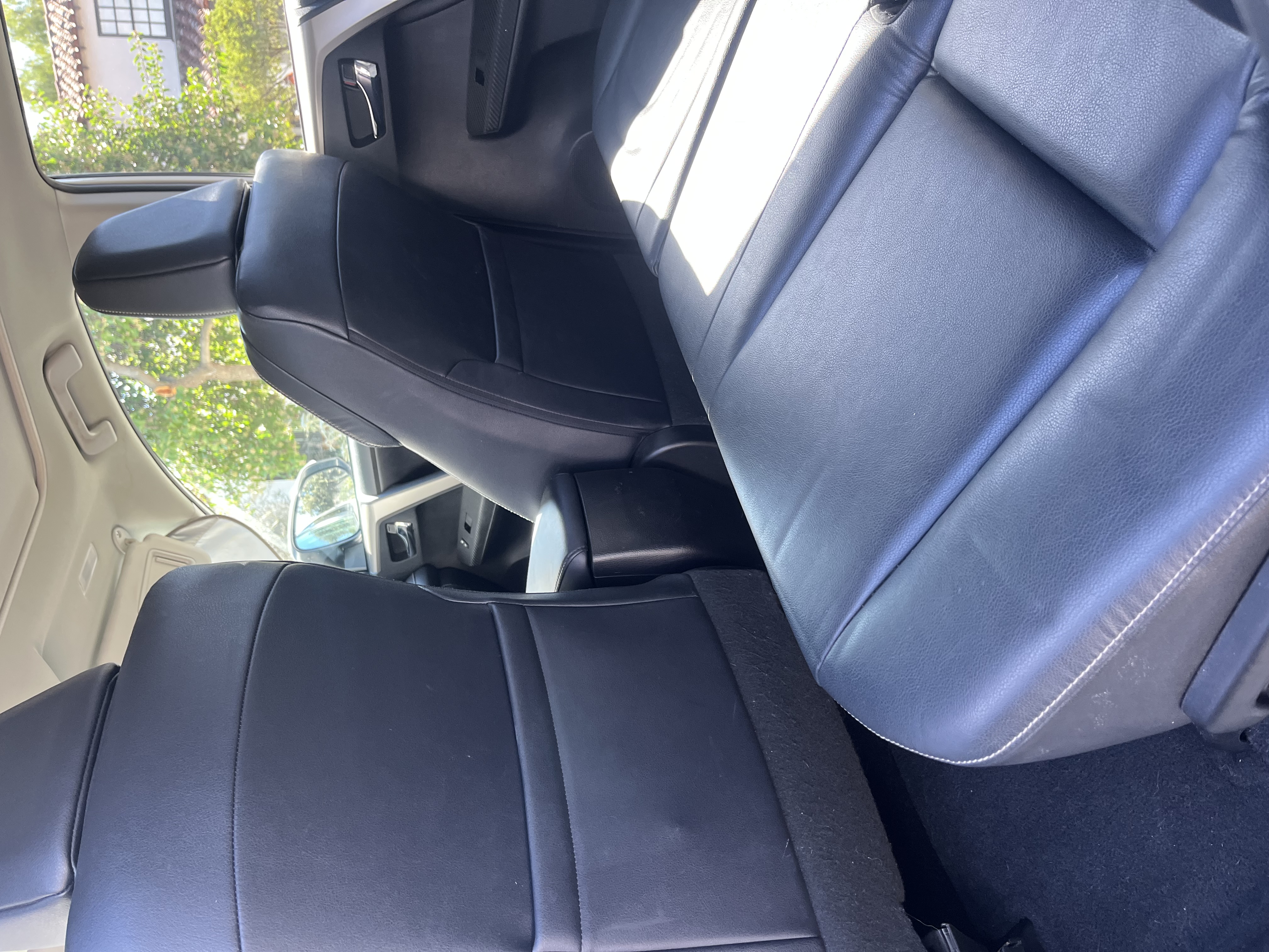 Used 2013 Toyota RAV4 Limited FWD image 9