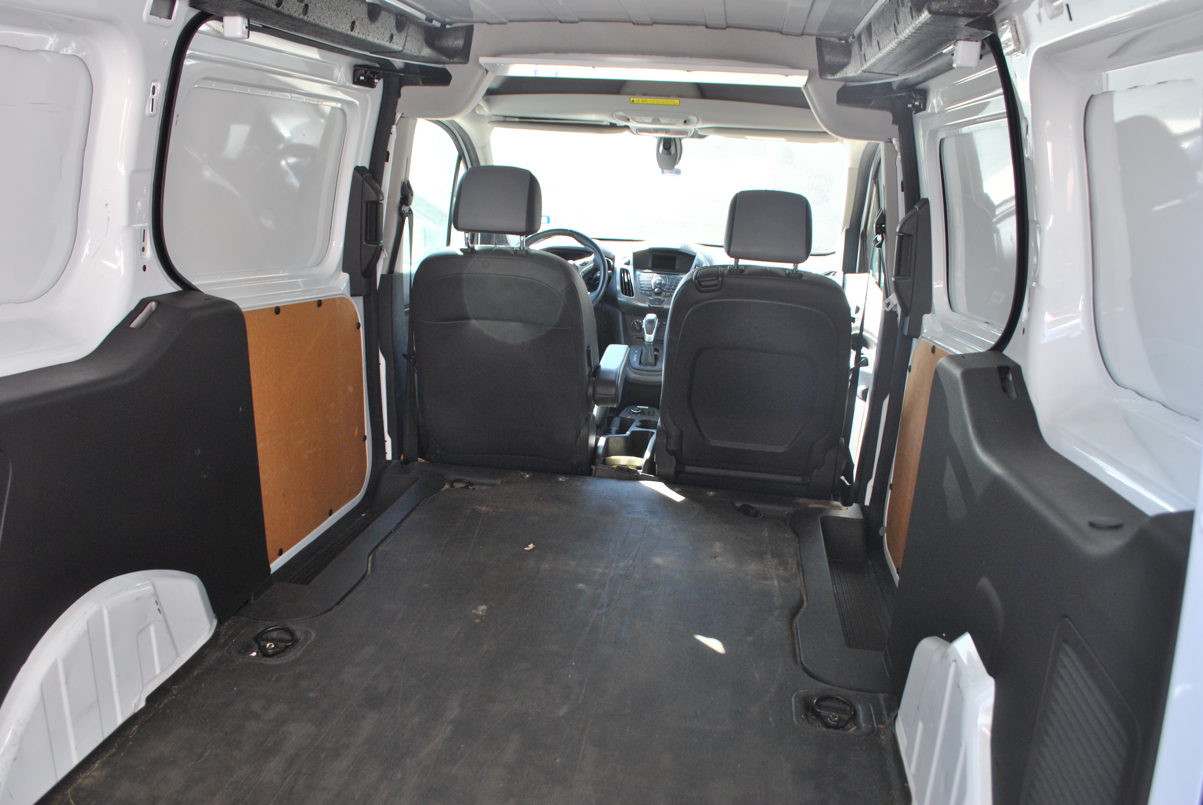 Used 2016 Ford Transit Connect XL FWD image 5