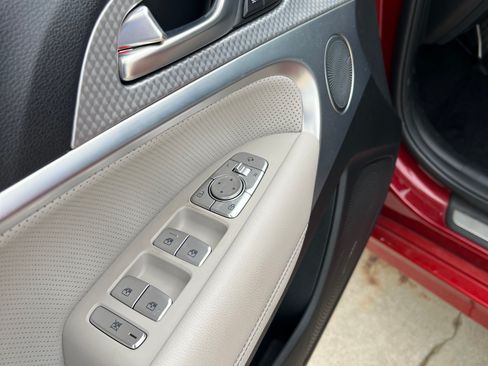 Used 2023 Genesis G70 3.3T w/ Sport Advanced Package image 13