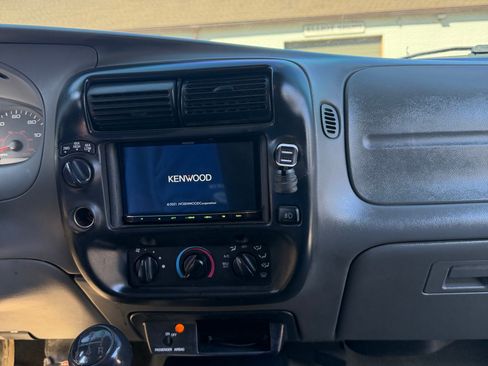 Used 2004 Ford Ranger XL image 9