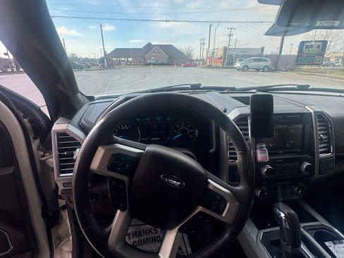 Used 2015 Ford F150 King Ranch w/ Equipment Group 601A Luxury AWD/4WD image 14