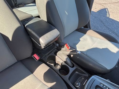 Used 2019 Ford Fiesta S FWD image 28