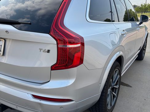 Used 2017 Volvo XC90 T6 Momentum w/ Vision Package AWD/4WD image 2