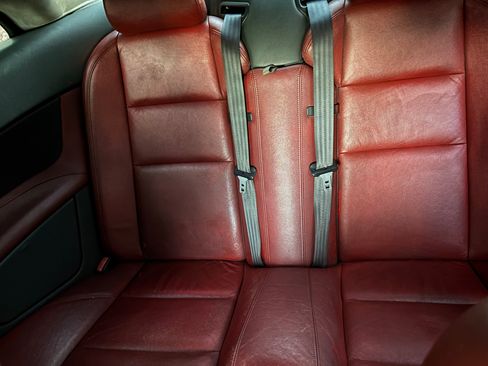 Used 2011 Volvo C70 T5 image 11