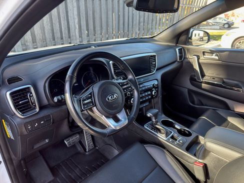 Used 2020 Kia Sportage S w/ S Premium Package image 6