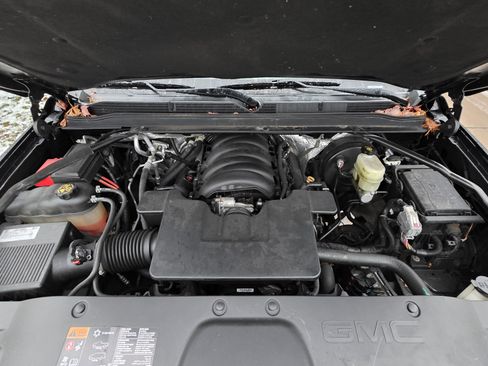 Used 2016 GMC Yukon XL SLT w/ Premium Edition image 16