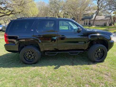 Used 2014 Chevrolet Tahoe LT image 10