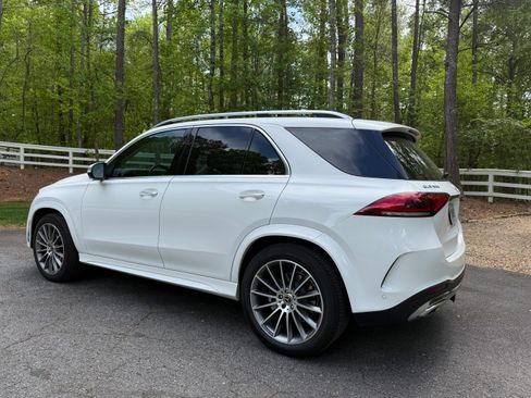 Used 2020 Mercedes-Benz GLE 580 4MATIC image 2