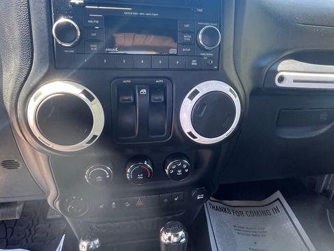 Used 2014 Jeep Wrangler Sahara AWD/4WD image 6