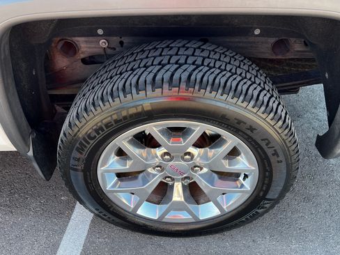 Used 2015 GMC Sierra 1500 SLT image 18